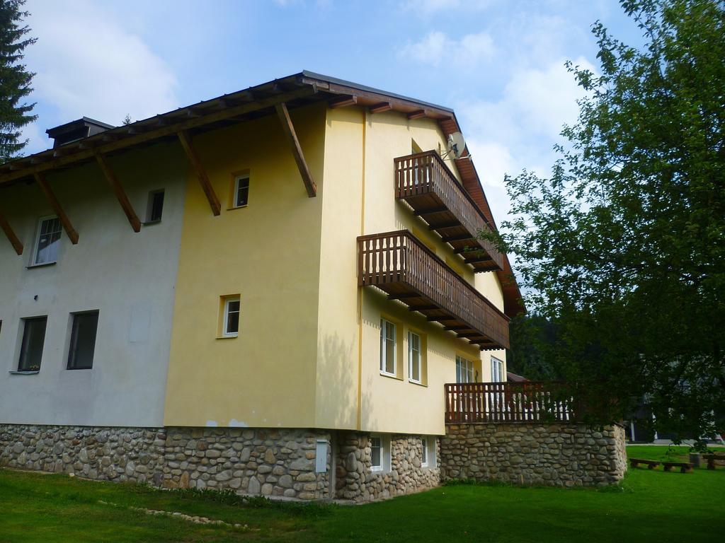 Pension Migr Hotel Harrachov Exterior photo